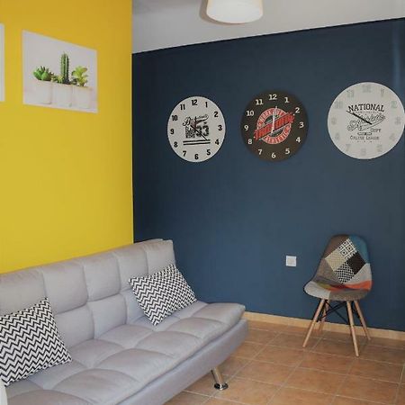 Cozy Apartment In Central Афіни Екстер'єр фото